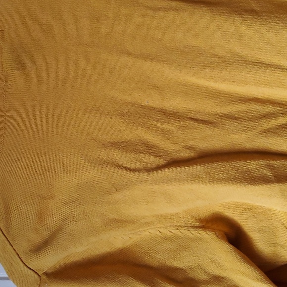 H&M Sweater - Picture 5 of 6